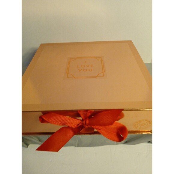 Bath & Body Work "ROSE" Giftset Box With I Love You-Ribbon Box Spray- Lotion-Gel - Picture 10 of 16